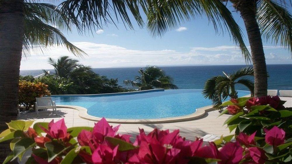 Hotel Amaudo Saint-Francois  Ngoại thất bức ảnh