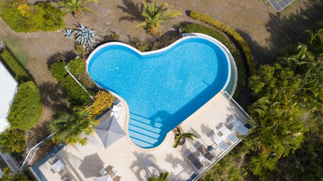 Hotel Amaudo Saint-Francois  Ngoại thất bức ảnh
